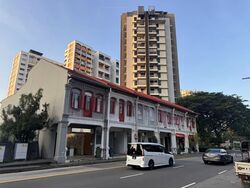 Sims Avenue (D14), Shop House #568678111